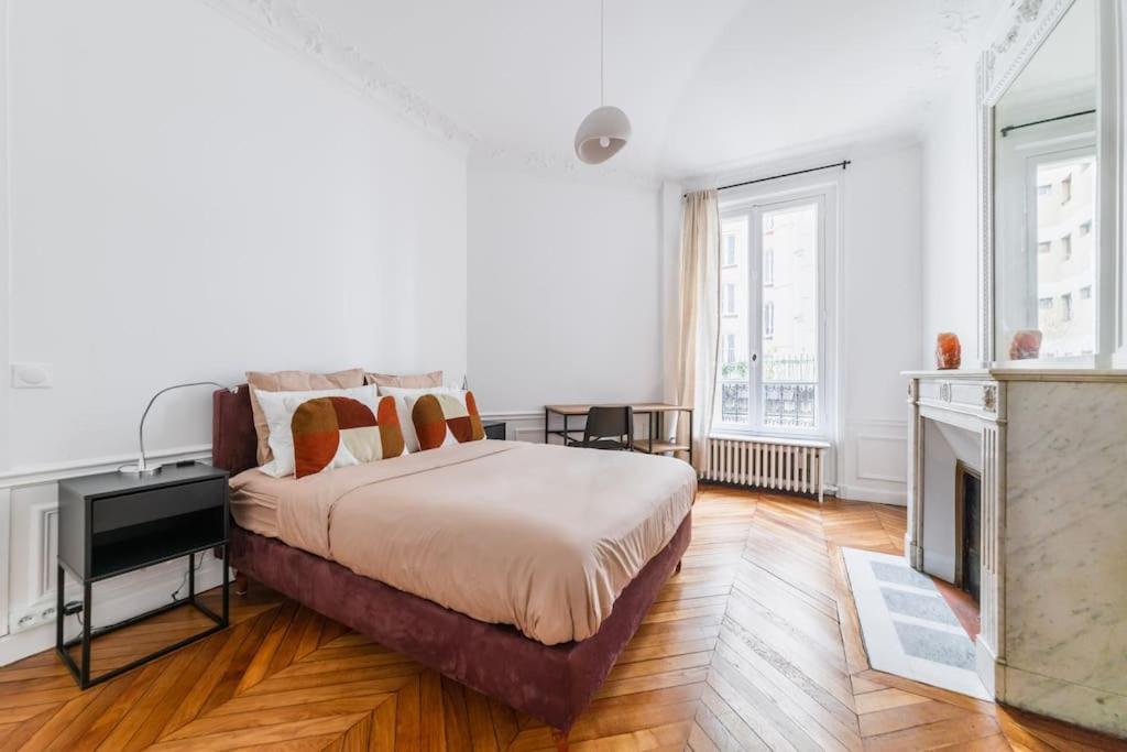 Haussmannian Apartment, Near Champs-Elysees Παρίσι Εξωτερικό φωτογραφία
